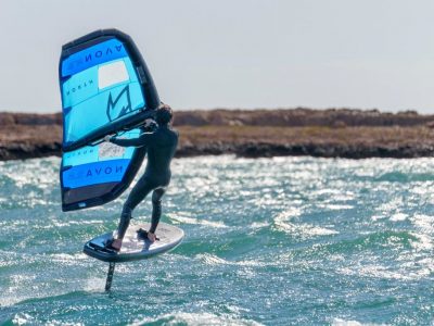 Hot School cours de Wingfoil en groupe ou particulier